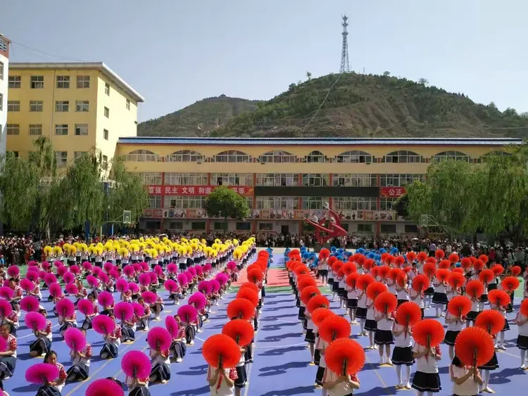 小苹果陕北喝酒版(陕西小苹果叫什么水果)